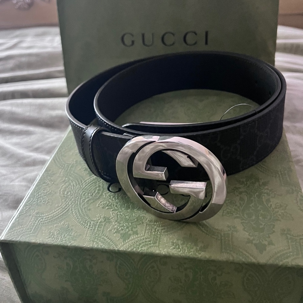 Gucci belt back size 90